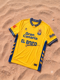 Camiseta UD Las Palmas x Quevedo – "El Baifo"