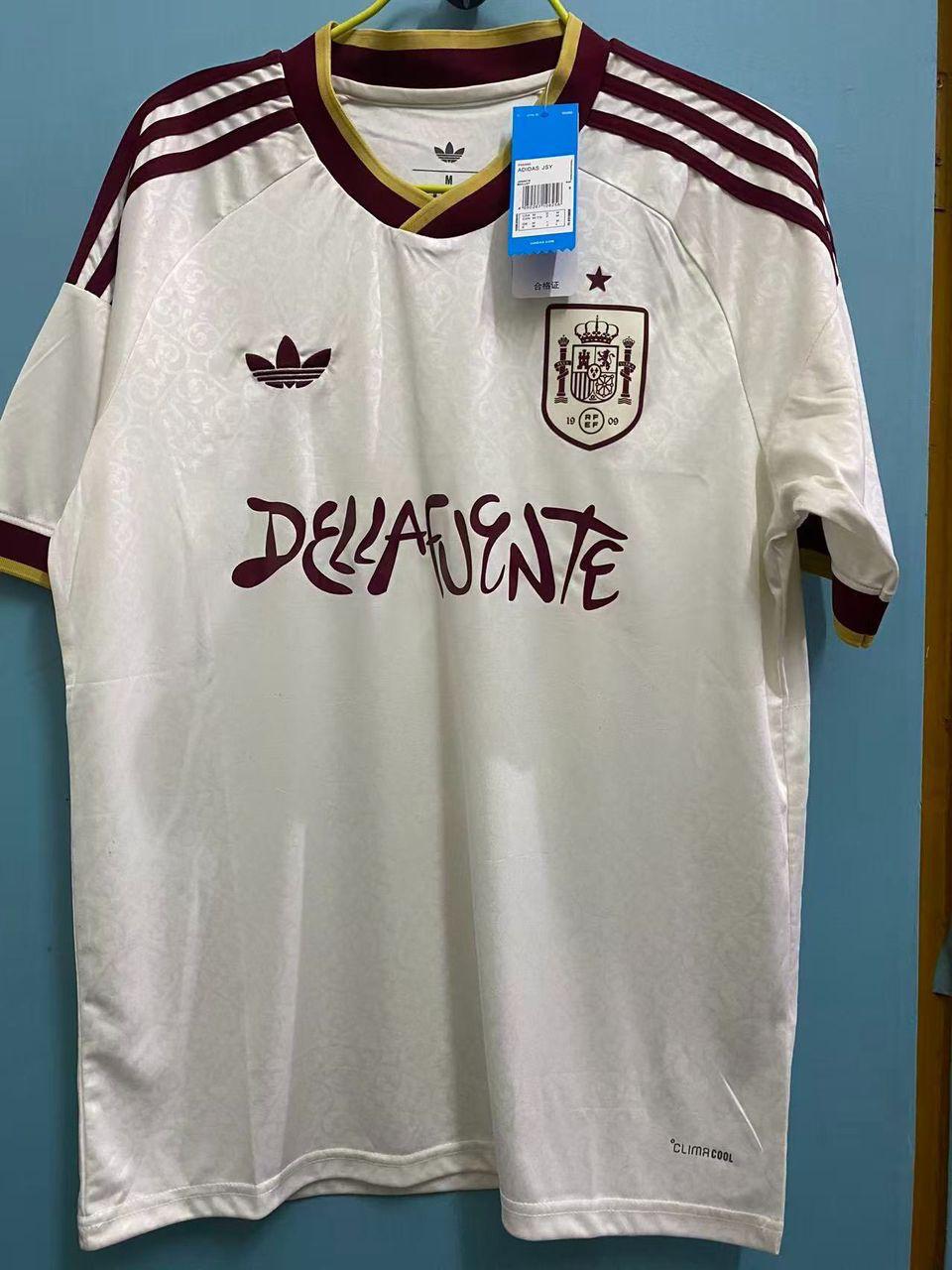 Camiseta España Edición Especial "Dellafuente"